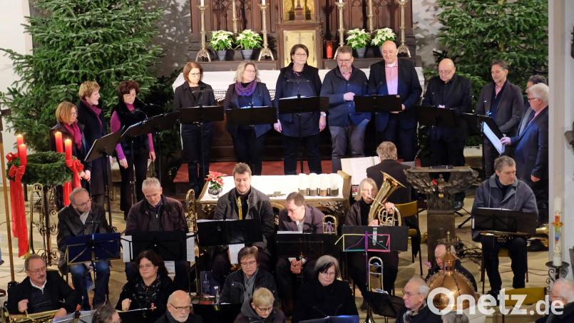 ChorDiSono brachten mit ihren Stimmen eine weitere musikalische Variante zu den instrumentalen Stücken ein. Bild: wlr