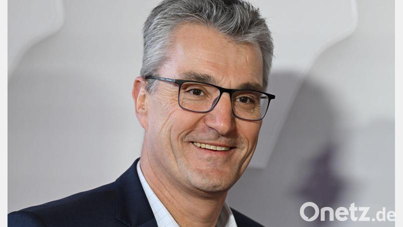 Knut Kircher benennt klar die VAR-Versäumnisse beim Spiel von Mainz gegen Augsburg. (Archivbild) Bild: Arne Dedert/dpa