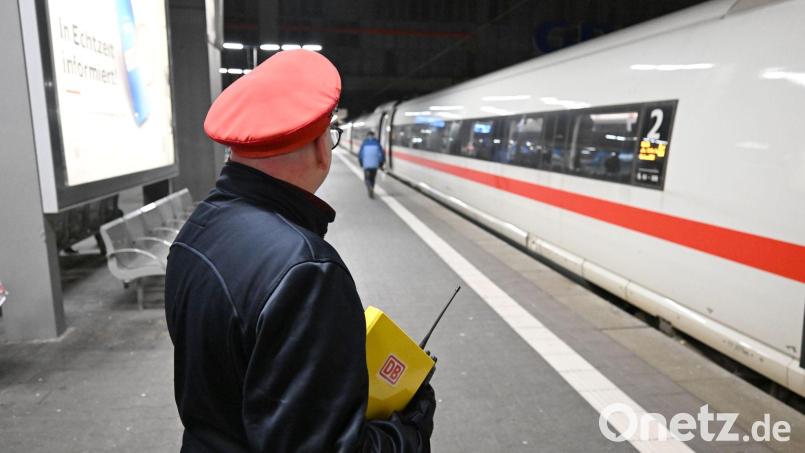 Über die konkreten Inhalte des Verhandlungsstands wollten sich die Tarifparteien nicht äußern. (Symbolbild) Bild: Felix Hörhager/dpa