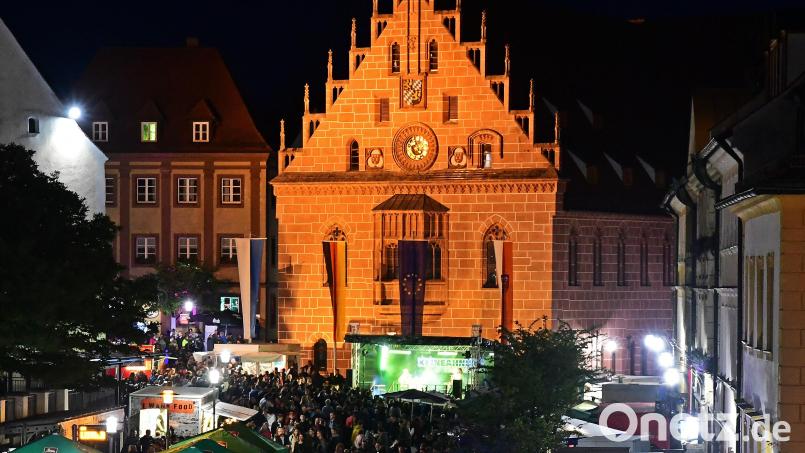 Eine handfeste Auseinandersetzung auf dem Sulzbacher Altstadtfest hatte ein juristisches Nachspiel. Symbolbild: Petra Hartl