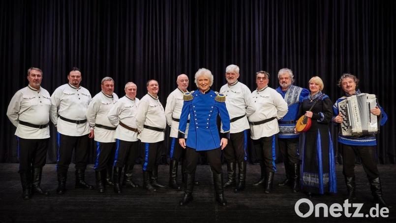 Peter Orloff ist mit dem Schwarzmeer Kosaken-Chor auf Abschiedstournee. Bild: Manfred Esser/exb