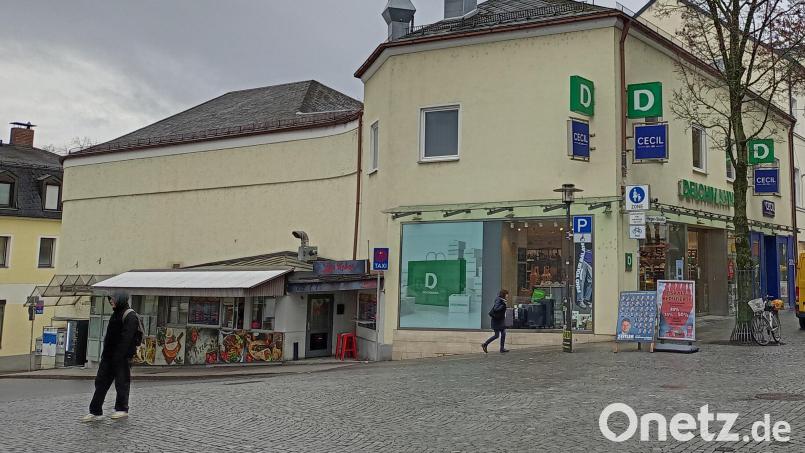 Schuh Deichmann zieht im Mai 2026 von der Max-Reger-Straße ins NOC. Damit gibt es einen weiteren Leerstand in der Einkaufsstraße. Bild: Hladik