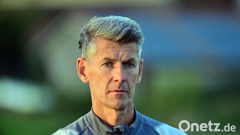 Trainer Hendrik Baumgart und Fußball-Bayernligist TSV Kornburg gehen am Saisonende getrennte Wege. Bild: Dirk Meier