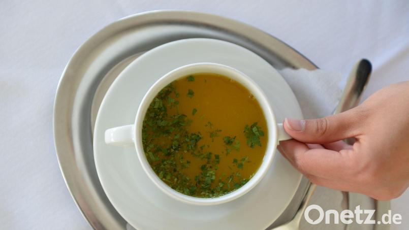 Eine große Mehrheit der Menschen unter 30 Jahren findet Fasten sinnvoll. (Archivbild) Bild: Felix Kästle/dpa