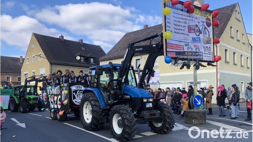 Der VfB weist auf sein diesjähriges Gründungsjubiläum hin , es sind jede Menge Aktionen und das große Festwochenende geplant. Bild: sei