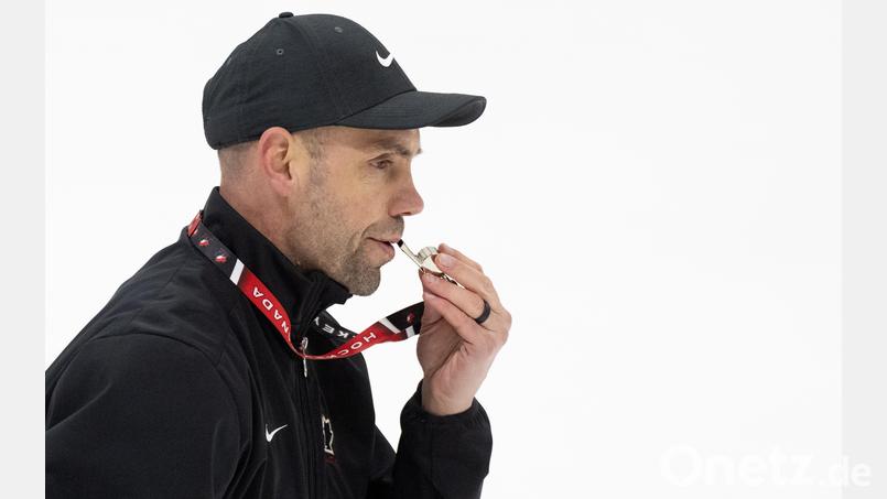 Der neue Devils-Trainer Alan Letang blickt auf eine neue lange Karriere als Spieler und Trainer im internationalen Eishockey zurück. Archivbild: Christinne Muschi/dpa