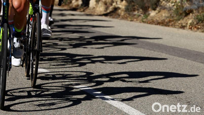 Radprofis in Aktion. (Symbolbild) Bild: David Pintens/Belga/dpa