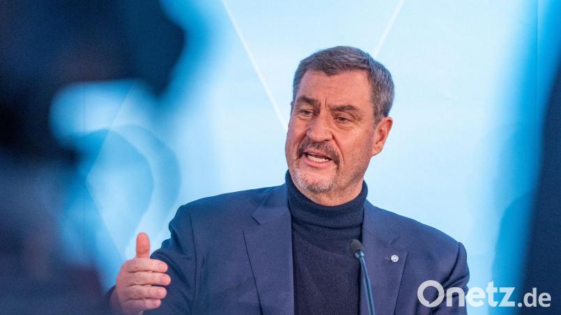 CSU-Chef Markus Söder kritisiert die Beschäftigungspraxis innerhalb der AfD. (Archivbild) Bild: Armin Weigel/dpa