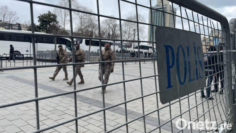 Türkische Behörden führten in den letzten Wochen zahlreiche Razzien gegen Prominente durch - das Vorgehen steht in der Kritik. (Symbolbild) Bild: Melissa Erichsen/dpa