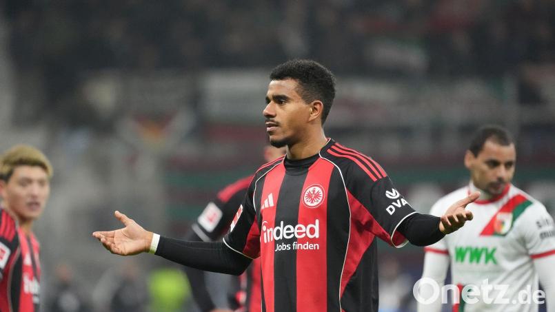 Eintracht-Angreifer Ansgar Knauff musste operiert werden. (Archivbild) Bild: Marc Schüler/dpa