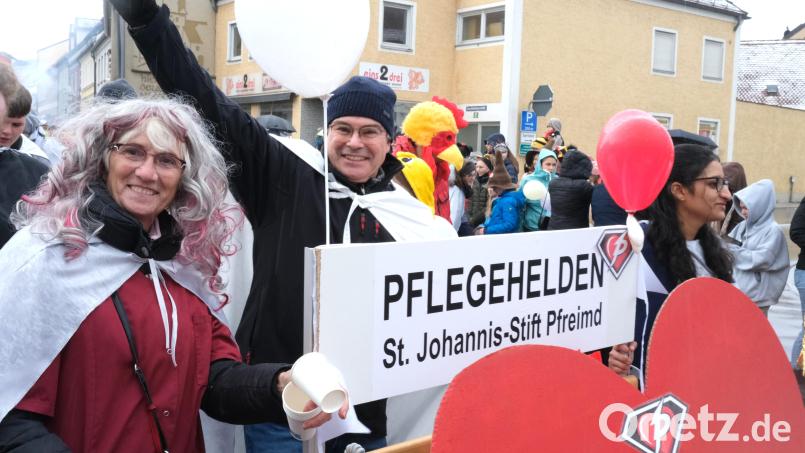 Altwerden ist nichts für Weicheier. Wie gut, dass es die Pflegehelden des St. Johannis.-Stift in Pfreimd gibt. Bild: Hirsch