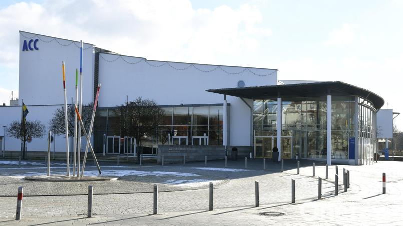 Im Amberger Congress-Centrum startet am 24. Februar die Vortragsreihe Erlanger Universitätstage „Angepasst“. Symbolbild: Petra Hartl