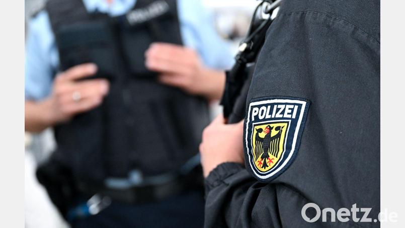 Nach mehreren Fällen von sexueller Belästigung am Aschaffenburger Hauptbahnhof hofft die Bundespolizei auf Hinweise von Zeugen. (Symbolbild) Bild: Sven Hoppe/dpa