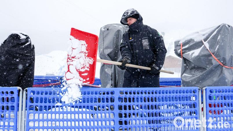 Heftiger Schneefall wirbelt bei den Winterspielen den Zeitplan in Livigno durcheinander. Bild: Julia Demaree Nikhinson/AP/dpa