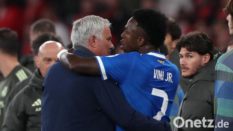 Für seine Äußerungen nach dem Vorfall wurde Mourinho kritisiert. Bild: Pedro Rocha/AP/dpa