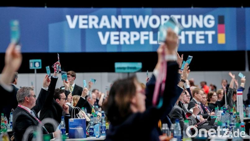 Die CDU votiert für eine Altersgrenze ab 14 Jahren für soziale Medien. Bild: Kay Nietfeld/dpa