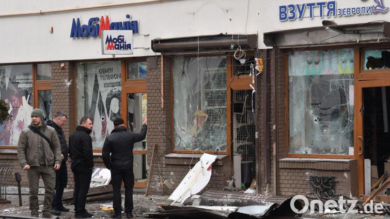 Die Explosionen ereigneten sich kurz nach Mitternacht. Bild: Mykola Tys/AP/dpa