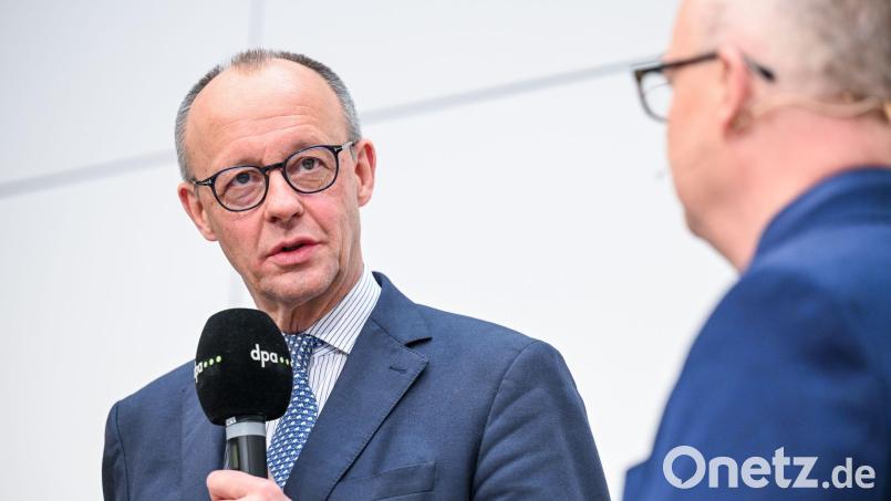 Der Ausgang der Landtagswahlen im Herbst? Derzeit sei ihm anderes wichtiger, sagt Merz. Bild: Annette Riedl/dpa