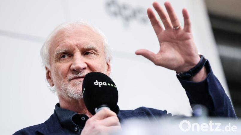 Rudi Völler hält die Debatte um einen WM-Boykott für sinnlos. Bild: Christian Charisius/dpa