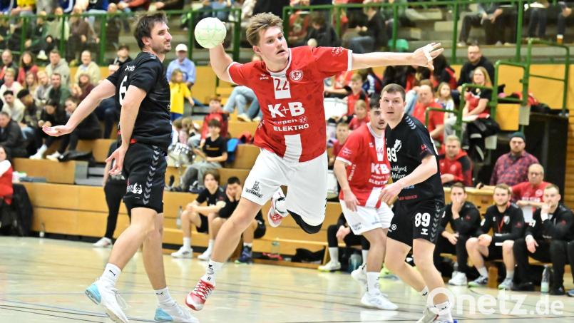 Szenen aus der Bezirksoberliga-Partie des HC Sulzbach gegen den TSV Neutraubling. Die Sulzbacher gewannen man Ende mit 38:33. Bild: Hubert Ziegler