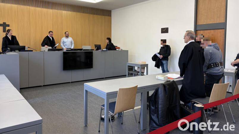 Das Landgericht Weiden verurteilte einen 42-Jährigen wegen Vergewaltigung und sexuellen Missbrauchs seiner Stieftochter zu einer mehrjährigen Haftstrafe. Bild: Jona Lang