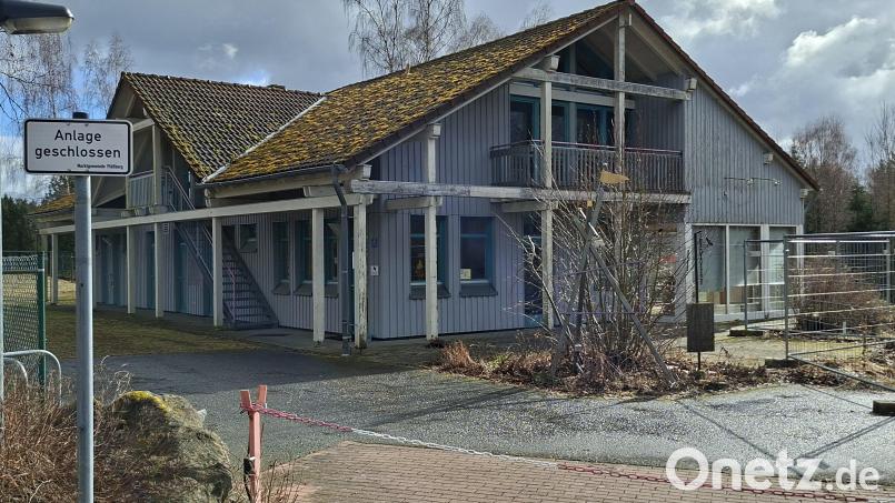 Noch ist die Anlage geschlossen. Der Marktgemeinderat stimmte dem Entwicklungskonzept der Campingpark Perschen GmbH zur Entwicklung des Campingplatzes Am großen Weiher in Plößberg und dem Verkauf des Areals an den neuen Betreiber zu. Bild: prh