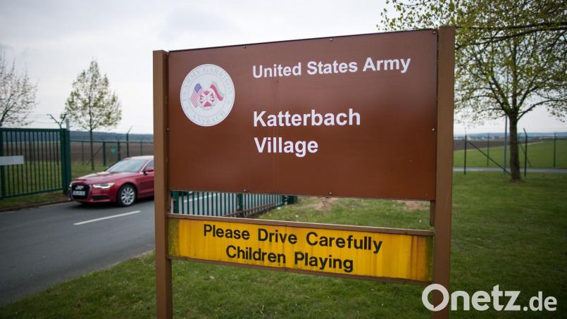 Ein in Ansbach stationierter US-Soldat wird nach einem schweren Verkehrsunfall unehrenhaft aus der Armee entlassen (Archivbild). Bild: picture alliance / Daniel Karmann/dpa