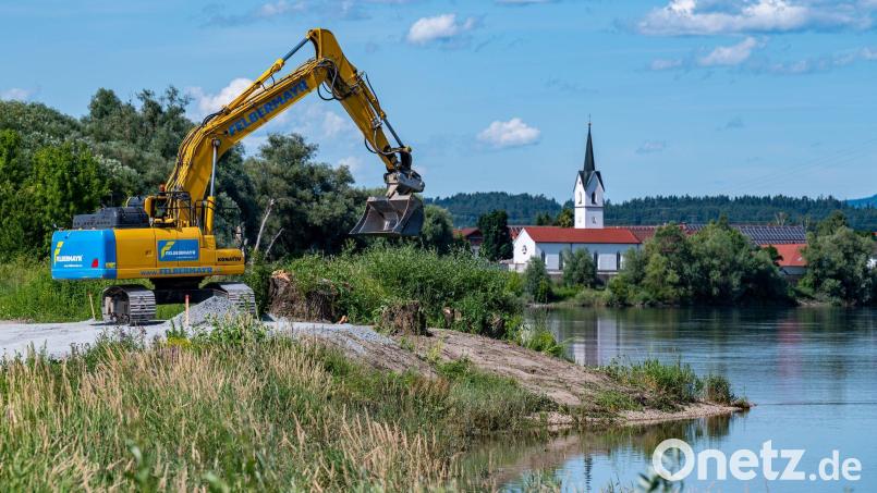 Bei Straubing wurde der Donauausbau bereits gestartet. (Archivbild) Bild: Armin Weigel/dpa