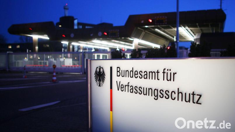 Darf der Verfassungsschutz des Bundes die AfD als gesichert rechtsextremistische Bestrebung einstufen? Das Verwaltungsgericht Köln hat entschieden. Bild: Oliver Berg/dpa