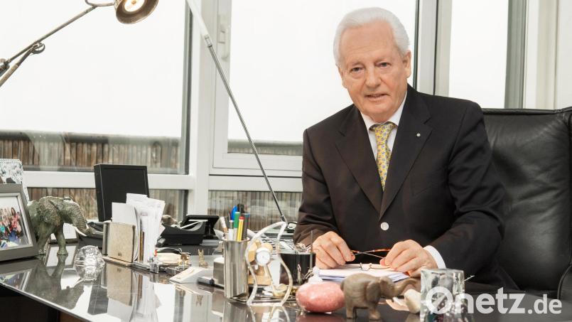 Klaus Conrad, hier auf einem vom Conrad Electronic zur Verfügung gestellten Bild, feiert am 27. Februar seinen 90. Geburtstag. Bild: Foto Duschner/Conrad Electronic