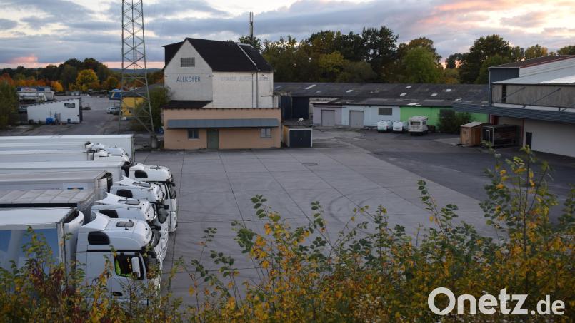 Auf dem weitläufigen, ehemaligen Allkofer Gelände in Schwarzenfeld soll das Regionalcenter "An der Naab" entstehen. Archivbild: bnr