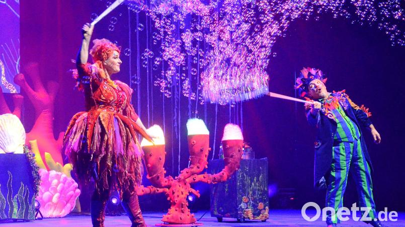 Nur eines von vielen Erlebnissen: Seifenblasen aus der Koralle. Bild: Kunz