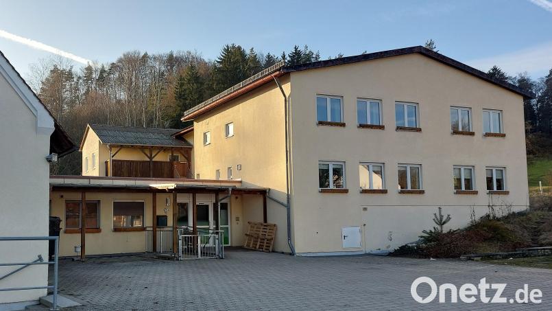 Dieser Gebäudekomplex steht derzeit leer und soll ab 1.Juli als Aslyunterkunft dienen. Bild: mfh