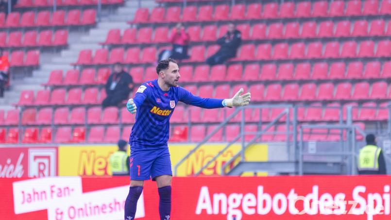 Torwart Felix Gebhardt und der SSV Jahn empfangen am Samstag den SSV Ulm. Bild: Sascha Janne