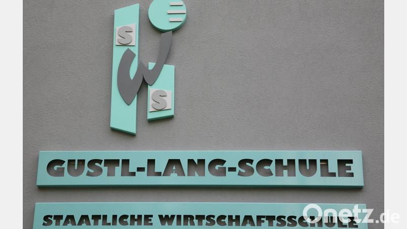 Infoabend und Tag der offenen Tür an der Wirtschaftsschule Weiden Bild: Jürgen Dobmann