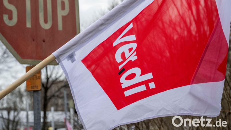 Nur einzelne Linien fahren in den betroffenen Städten. (Archivbild) Bild: Stefan Puchner/dpa