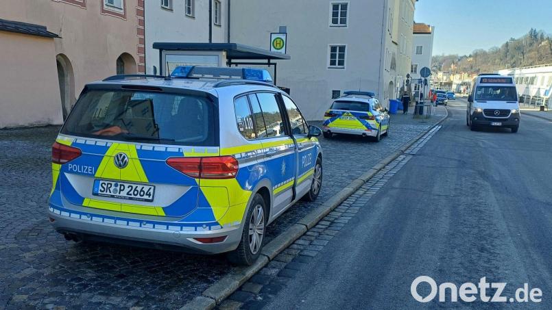 Einen konkreten Hinweis darauf, wo sich der Mann aufhalten könnte, hat die Polizei derzeit nicht. (Archivbild) Bild: Markus Zechbauer/zema-medien.de/dpa