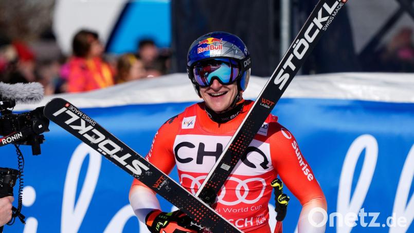 Marco Odermatt gewinnt die Weltcup-Abfahrt von Garmisch-Partenkirchen. Bild: Giovanni Auletta/AP/dpa