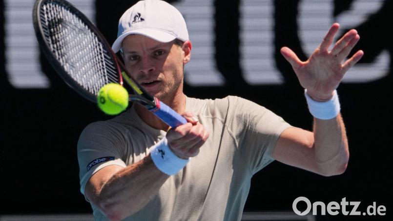 Yannick Hanfmann stand nach 2017 und 2020 zum dritten Mal in einem ATP-Finale. Bild: Dita Alangkara/AP/dpa
