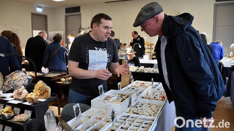 Die Mineralien- und Fossilienbörse war sehr gut besucht. Bild: ubb