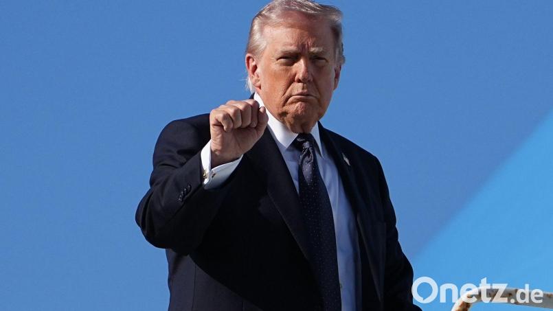 Trump kündigt verstärkte Angriffe auf den Iran an. Bild: Matt Rourke/AP/dpa