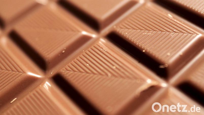 Die Diebe haben es laut Polizei gezielt auf Schokolade abgesehen. (Symbolbild) Bild: Oliver Berg/dpa