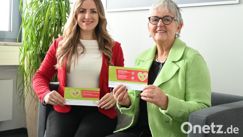 Die Initiatorinnen Christina Süß und Helga Forster freuen sich auf reges Interesse Bild: Eva Plößner, Agentur für Arbeit Schwandorf