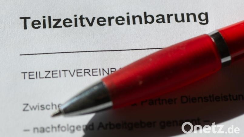 Die Beschäftigung in Branchen mit einem hohen Teilzeitanteil wie dem Gesundheits- und Sozialwesen nahm laut IAB im vergangenen Jahr zu. Bild: Sebastian Kahnert/dpa