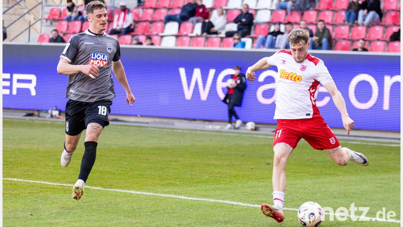 Noel Eichinger (rechts/Szene aus dem Spiel gegen Ulm) traf zwei Mal für den SSV Jahn in Verl. Bild: Sascha Janne