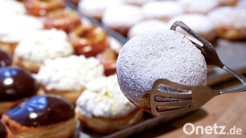 Krapfen in der Auslage der Münchner Biobäckerei Neulinger (Symbolbild) Bild: Sven Hoppe/dpa
