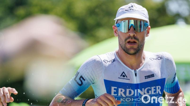 Patrick Lange will in Roth auch die 2:30-Stunden-Marke beim Laufen knacken. (Archivbild) Bild: Daniel Karmann/dpa