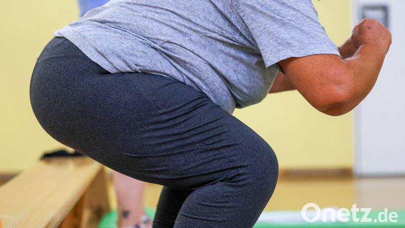 Krankhaftes Übergewicht ist ein Problem - auch für das Gesundheitssystem (Symbolbild). Bild: Jan Woitas/dpa