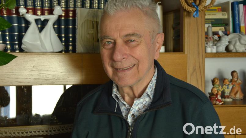 Der frühere Landrat Karl Haberkorn feierte am Montag seinen 85. Geburtstag, dabei durfte er viele Gratulanten in seinem Wohnhaus in Pleußen in der Fockenfelder Straße begrüßen. Sie alle erlebten einen freundlichen und immer gut gelaunten Jubilar. Bild: jr