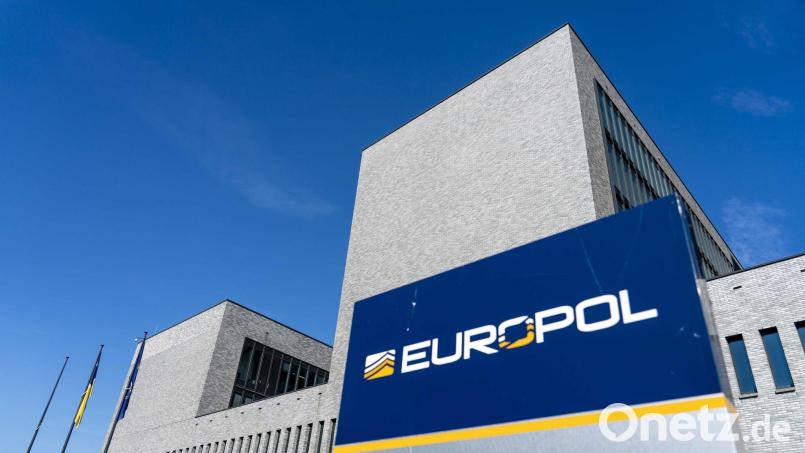 Europol koordinierte den Schlag gegen Cyberkriminelle. (Archivbild) Bild: Jerry Lampen/anp/dpa